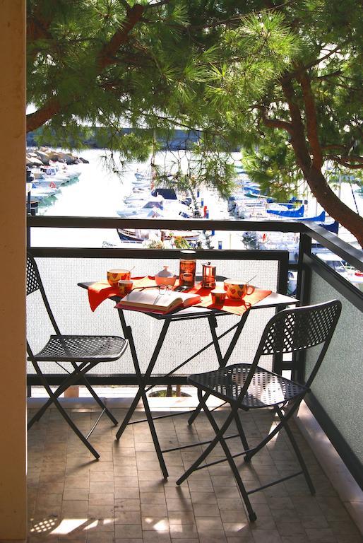 Apartmán La Terrazza Tra Pini E Mare San Bartolomeo Al Mare Pokoj fotografie